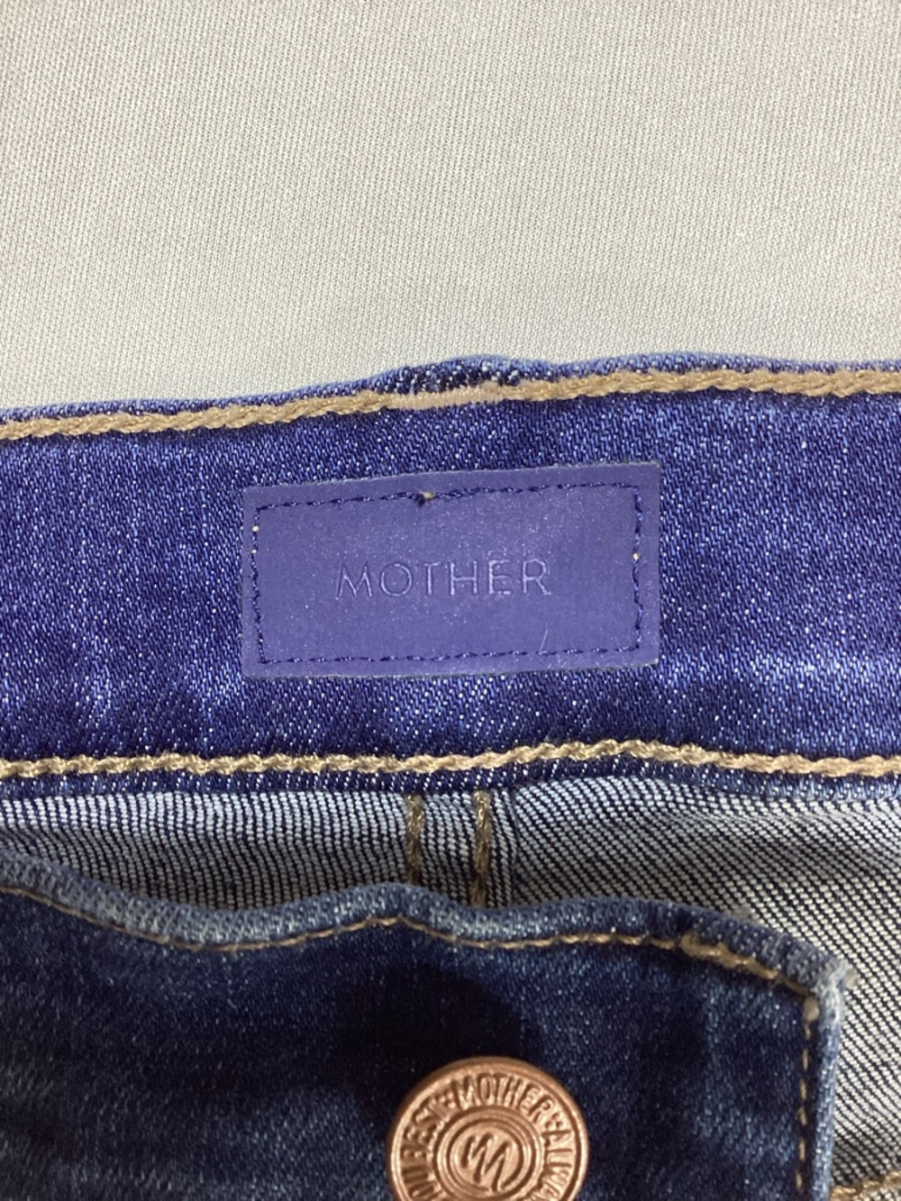 MOTHER The Twister Sneak High-Rise Wide Leg Jeans - Picture 6 of 16